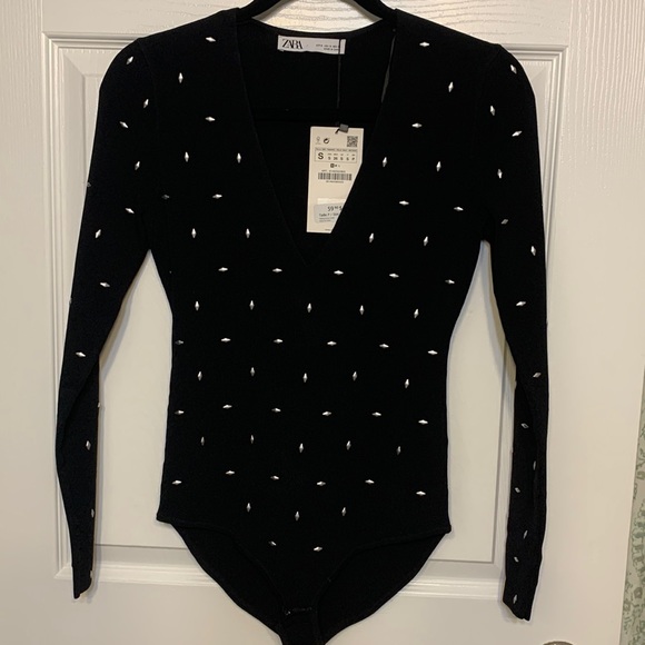 Zara studded v-neck knit bodysuit - Picture 1 of 4